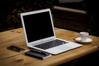 How to Write a Professional Email to Your Subscribers